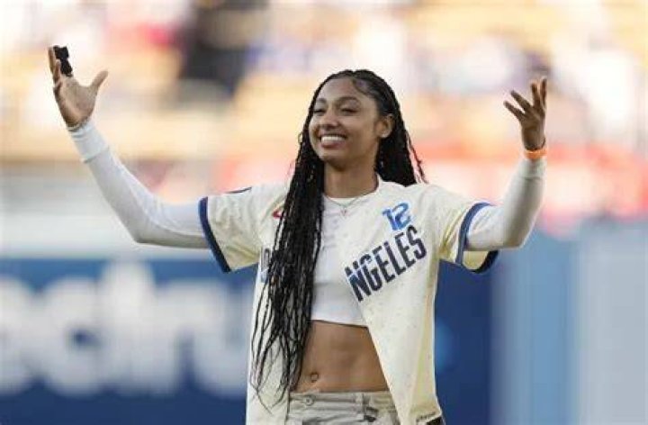 Juju and Des Height, Weight, Net Worth, Age, Birthday, Wikipedia, Who, Instagram, Biography
