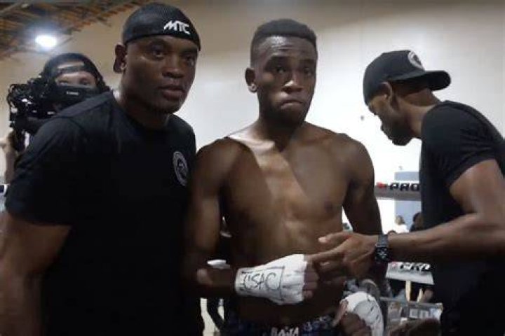 
Kalyl Silva Age: 10 Facts On Anderson Silva’s Son 