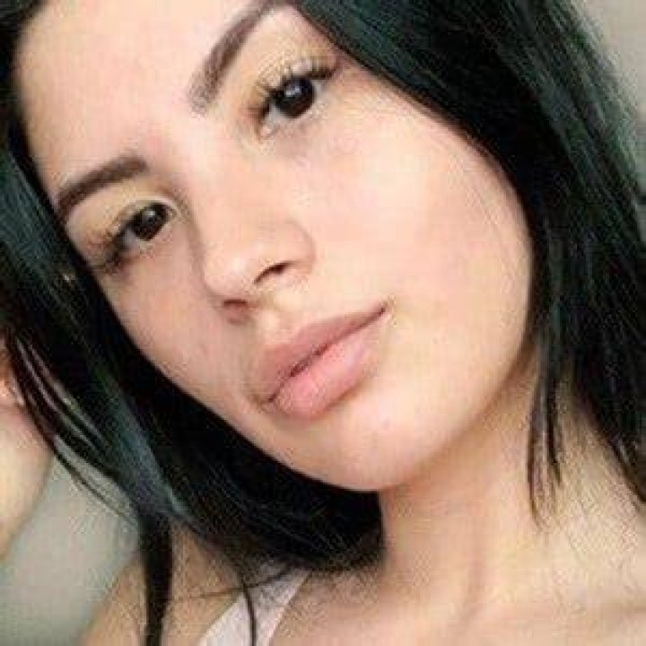 Karen Vi - Age, Family, Bio
