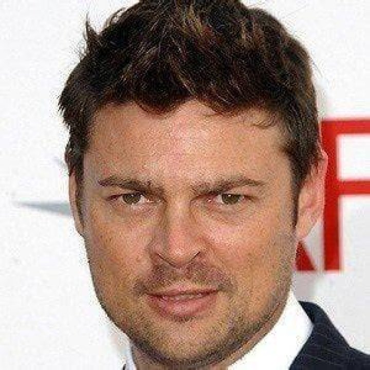 Karl Urban - Age, Family, Bio