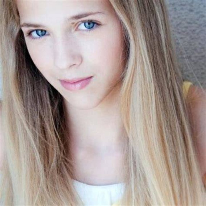 Kendall Applegate Height, Weight, Net Worth, Age, Birthday, Wikipedia, Who, Instagram, Biography