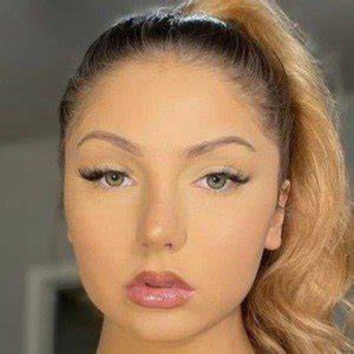 
Kennedy Stanek Height, Weight, Net Worth, Age, Birthday, Wikipedia, Who, Nationality, Biography 