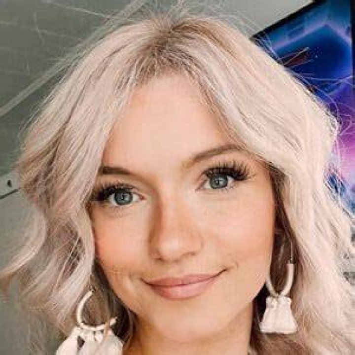 Leslee Marler - Age, Family, Bio