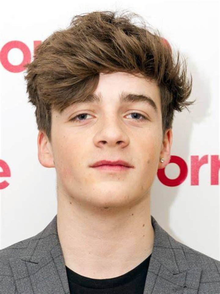 Louis Healy - Age, Family, Bio