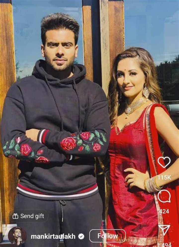Mankirt Aulakh Wife Who is Mankirt Aulakh Wife?