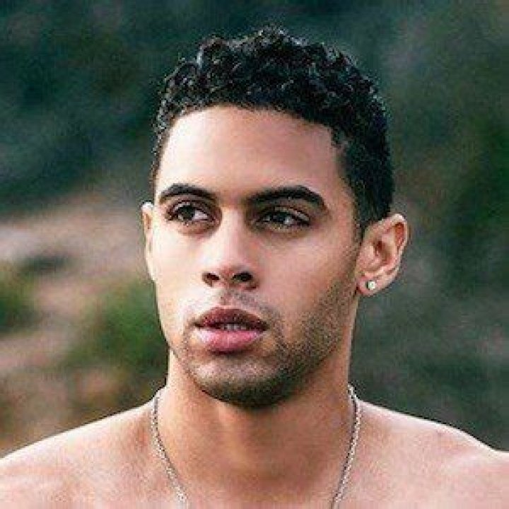 Matt Cook (TV Actor) - Age, Family, Bio