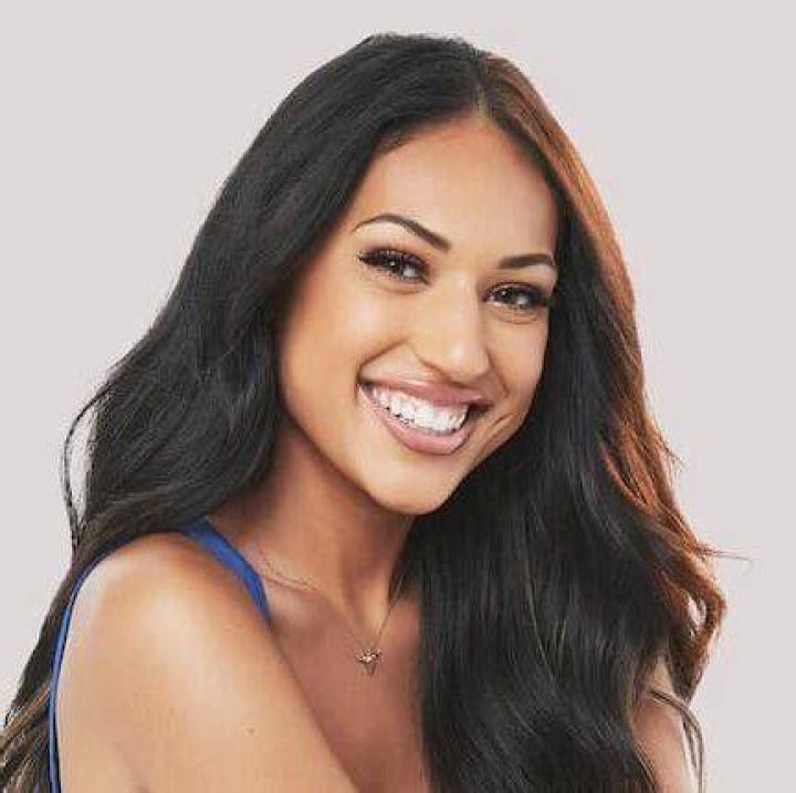 Meet 24 Years Old Mercedes, On The Bachelor, Family And Net Worth