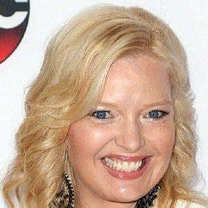 Melissa Peterman - Age, Family, Bio