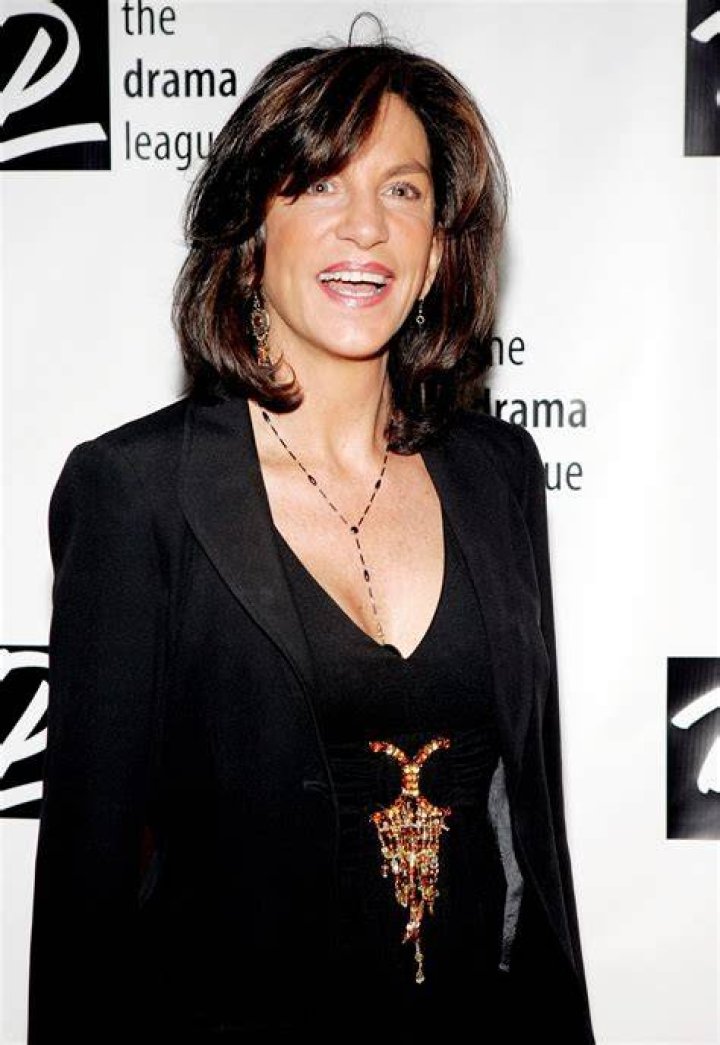 Mercedes Ruehl Height, Weight, Net Worth, Age, Birthday, Wikipedia, Who, Nationality, Biography