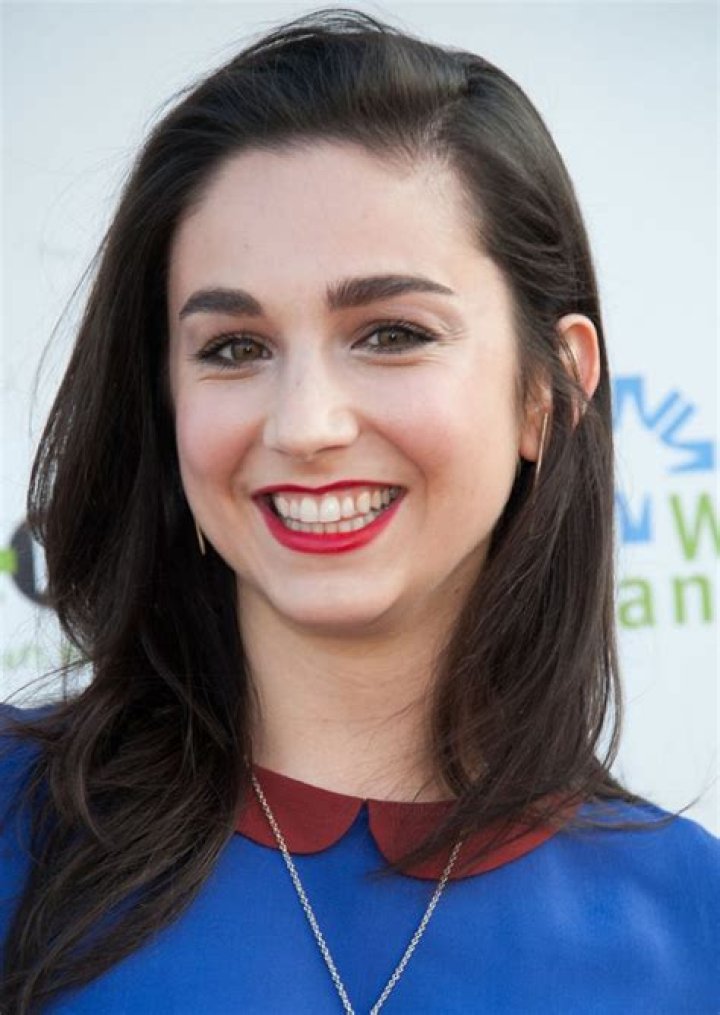 Molly Ephraim Height, Weight, Net Worth, Age, Birthday, Wikipedia, Who, Nationality, Biography