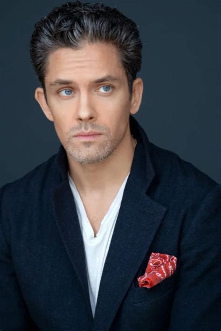 Neal Bledsoe - Age, Family, Bio