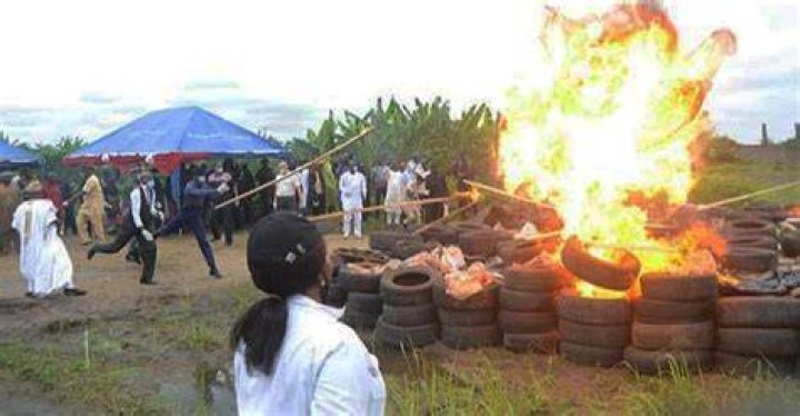 
Nigeria’s anti-drug agency seizes 1,855 kg cocaine in economic hub 