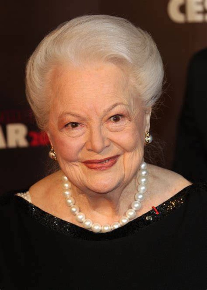
Olivia De Havilland Cause of Death, How did Olivia De Havilland Die? 