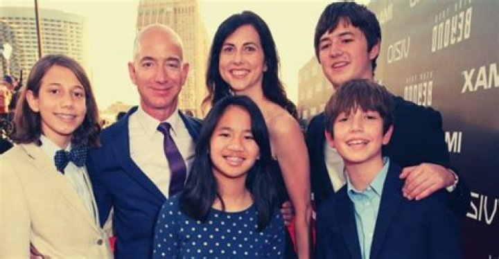 Preston Bezos Height, Age, Who, Family, Biography, Wiki, Net Worth