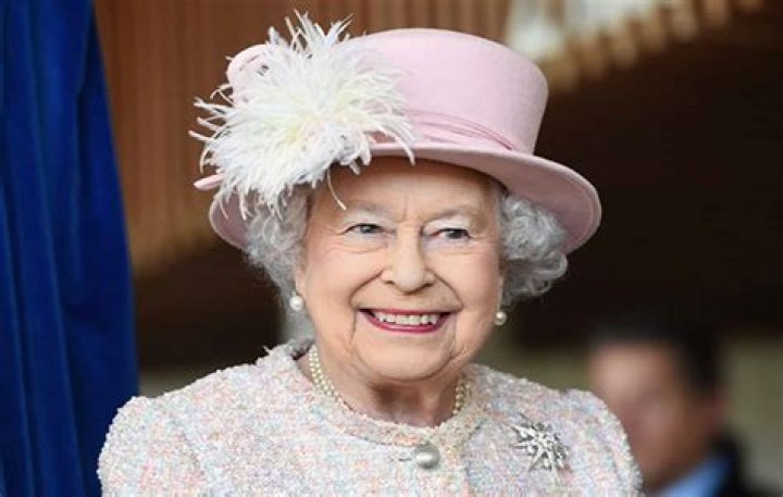 Queen Elizabeth II Height, Weight, Net Worth, Age, Birthday, Wikipedia, Who, Instagram, Biography