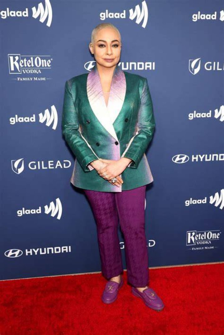 Raven-Symone Height, Weight, Net Worth, Age, Birthday, Wikipedia, Who, Instagram, Biography