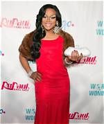 Rupauls Drag Race Star Chi Chi Devayne Dies at 34