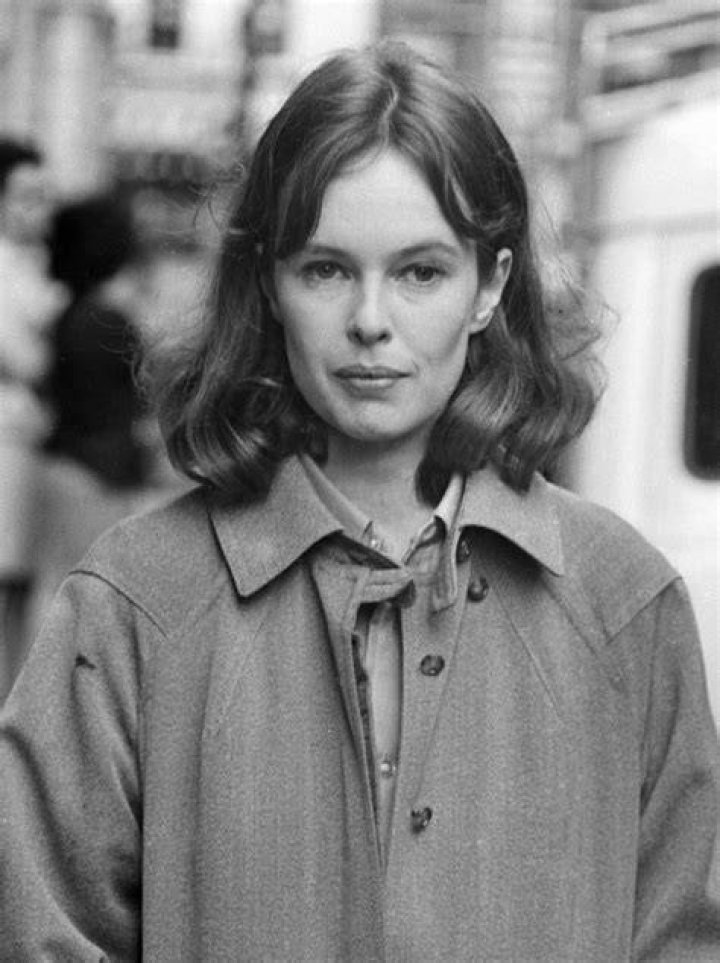 Sandy Dennis - Trivia, Family, Bio