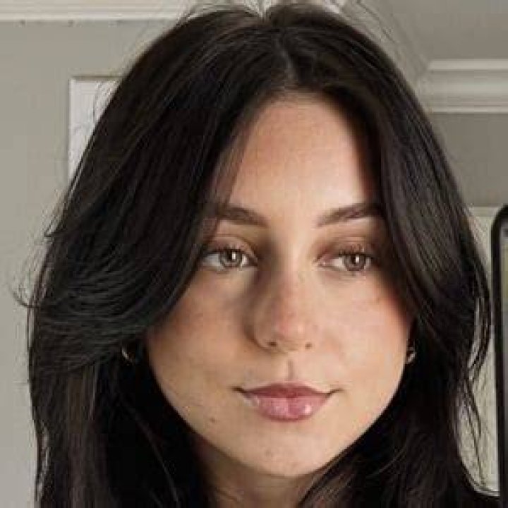 Sara Carrolli - Age, Family, Bio