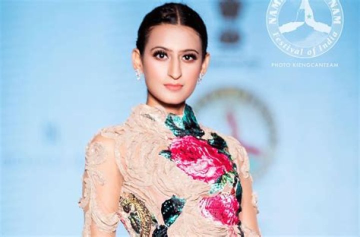 Saumya Bhandari Height, Weight, Net Worth, Age, Birthday, Wikipedia, Who, Instagram, Biography
