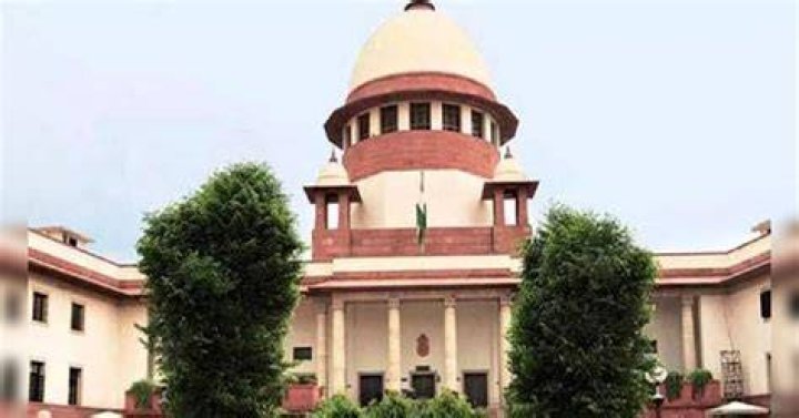 
SC seeks Centre’s response on PIL to debar charge sheeted candidates from fighting polls 