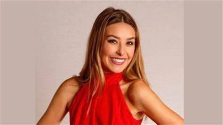 
Sofia Fernandez Height, Weight, Net Worth, Age, Birthday, Wikipedia, Who, Nationality, Biography 