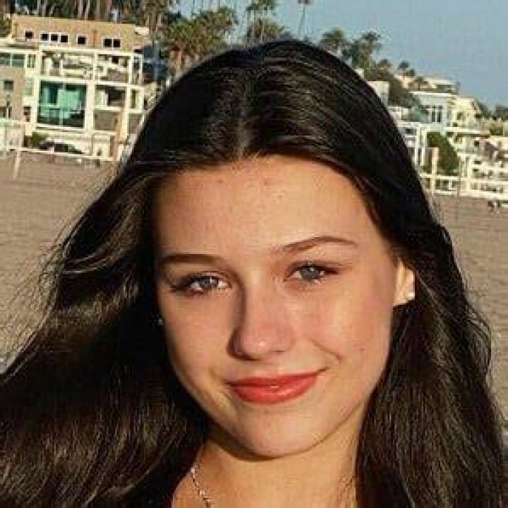 Sonya Styles - Age, Family, Bio