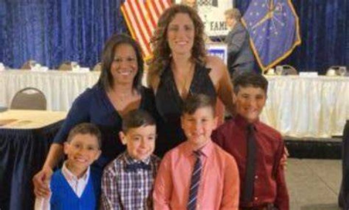 Stephanie White - Age, Family, Bio