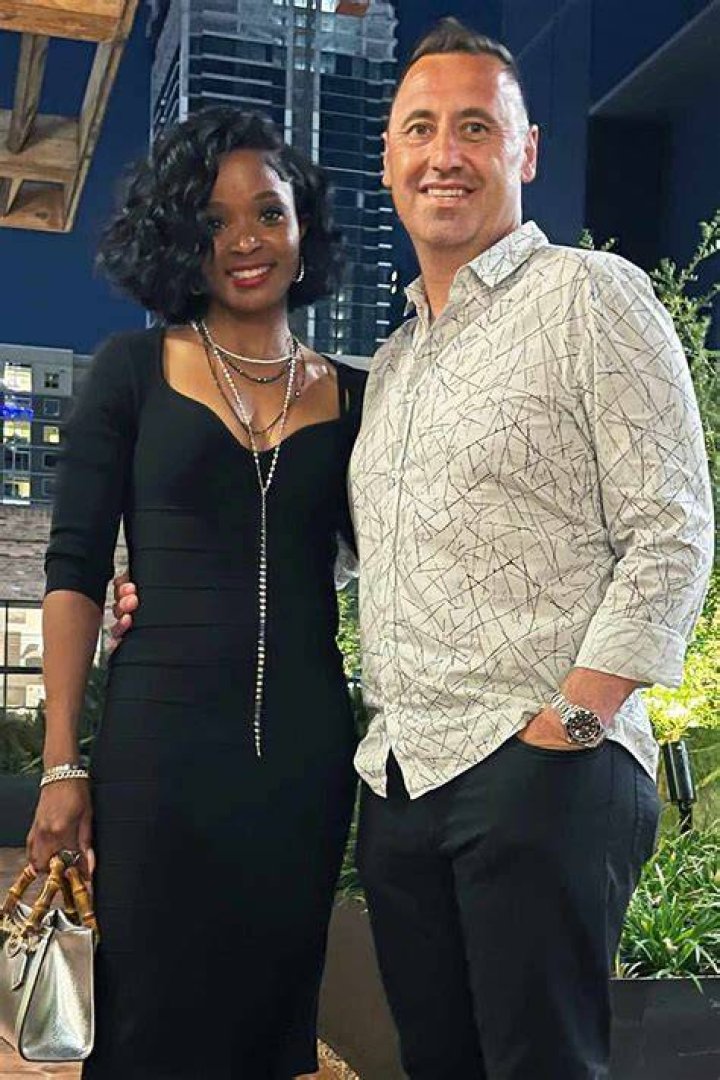 Steve Sarkisian Current Wife Loreal Sarkisian Is 35 Years Old And A Wardrobe Stylist