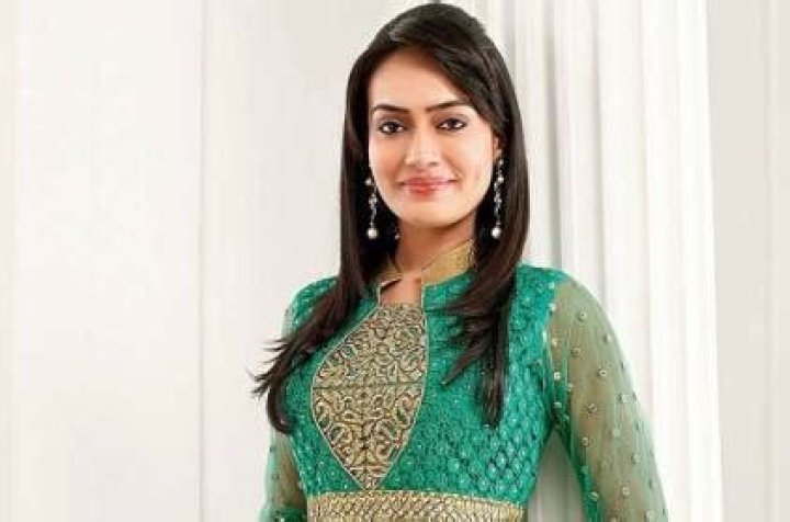 
Surbhi Jyoti Height, Weight, Net Worth, Age, Birthday, Wikipedia, Who, Nationality, Biography 