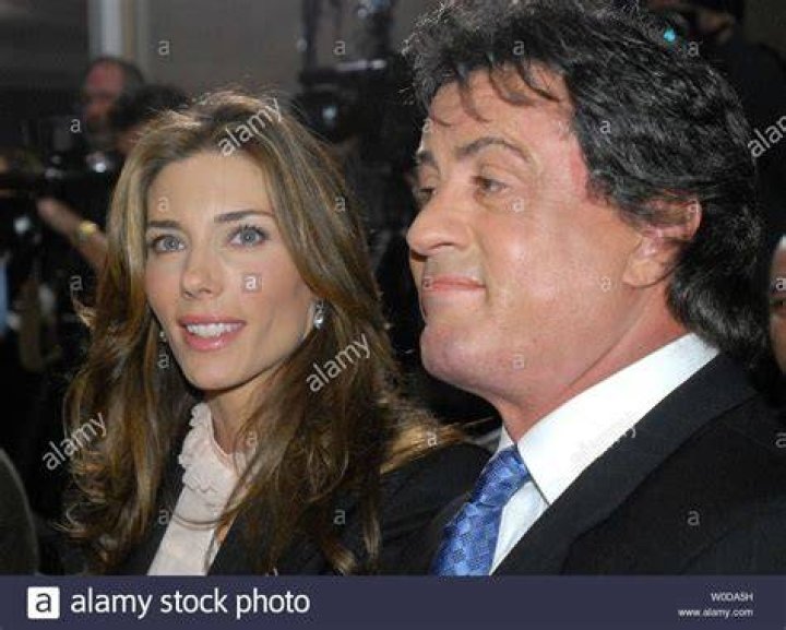 
Sylvester Stallone Embraces Wife Amid Divorce Rumors 
