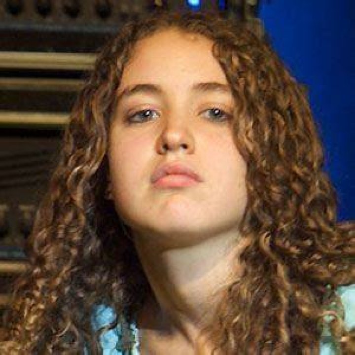 Tal Wilkenfeld - Age, Family, Bio