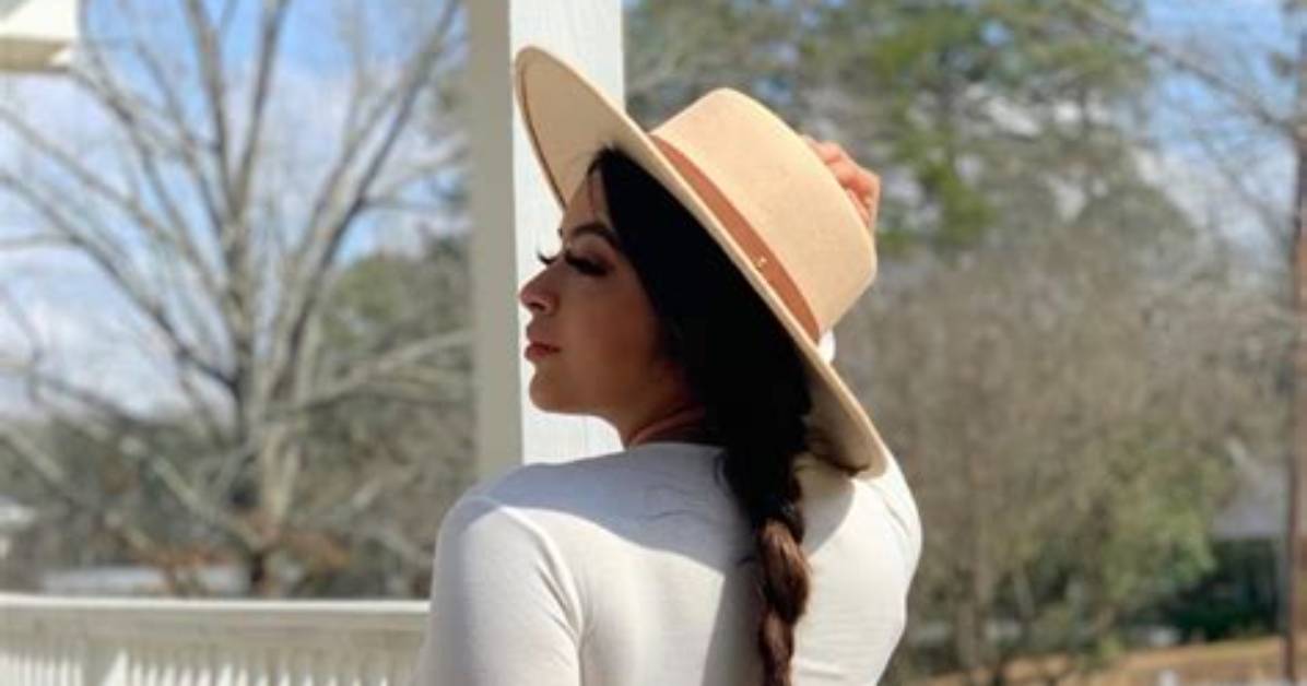 Tania Bombon Early Life, Education, Career, Endorsements, Awards, Relationship Status, Scandal, Body Measurements, Social Media