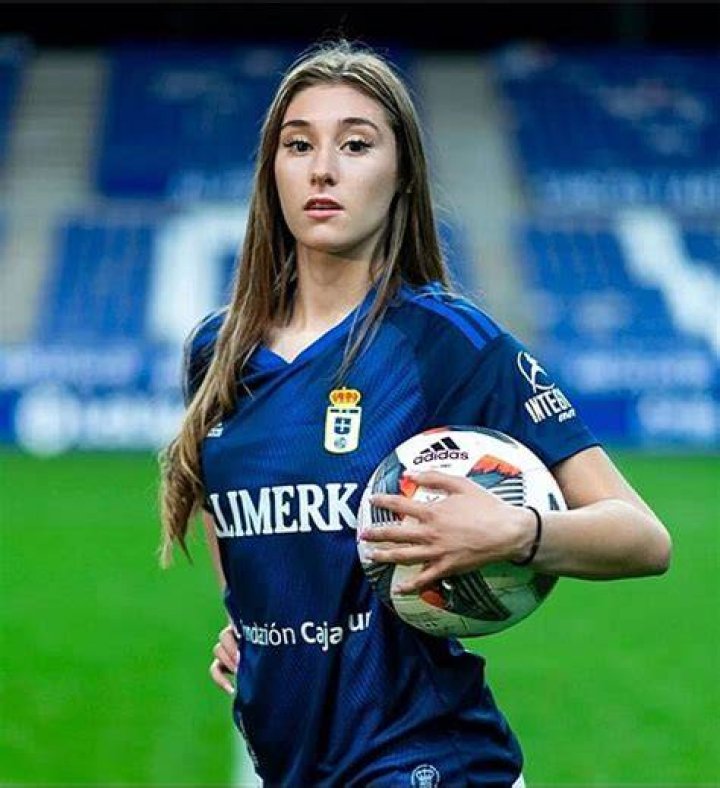 Tatiana Flores - Age, Family, Bio