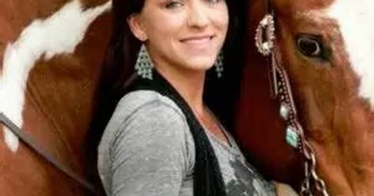 Taylor Nicole Earnhardt Bio, Wiki, Age, Height, Parents, Husband, Career and Net Worth