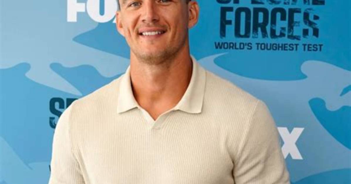 The Bachelorette Star Tyler Cameron Announced His Split with Paige Lorenze ·