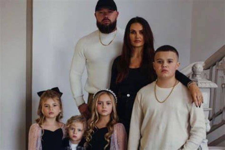 The J Family - Members, Ages, Trivia