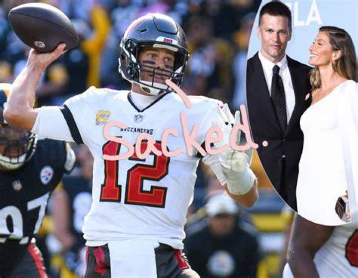 
Tom Brady Loses Game Against the Steelers amid Gisele Bündchen Marriage Drama 