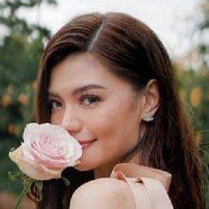 Verniece Enciso - Age, Family, Bio