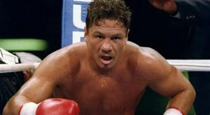 Vinny Pazienza Height, Weight, Net Worth, Age, Birthday, Wikipedia, Who, Nationality, Biography