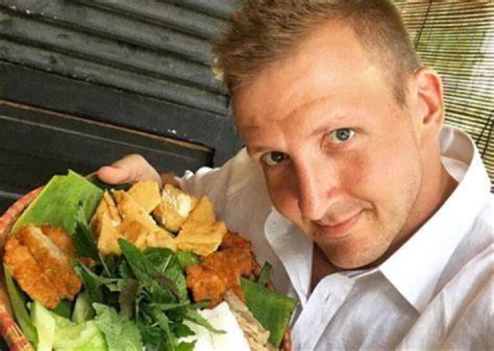 
Vinny Thomas Height, Weight, Net Worth, Age, Birthday, Wikipedia, Who, Nationality, Biography 