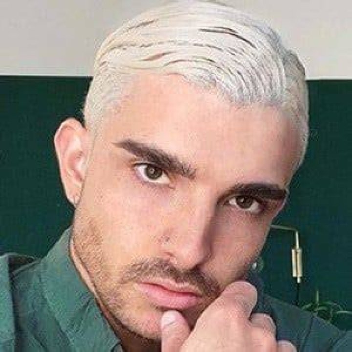 Vinsainto - Age, Family, Bio