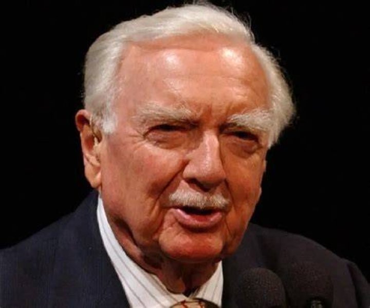 Walter Cronkite - Trivia, Family, Bio