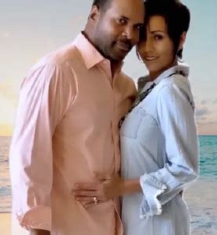 
What Was Barry Larkin’s Father Death Cause? Wife Son & Net Worth 