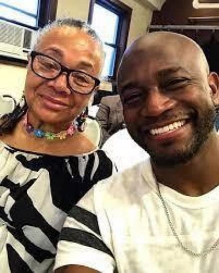 
Who are Taye Diggss Parents? Taye Diggs Biography, Parents Name, Nationality and More 