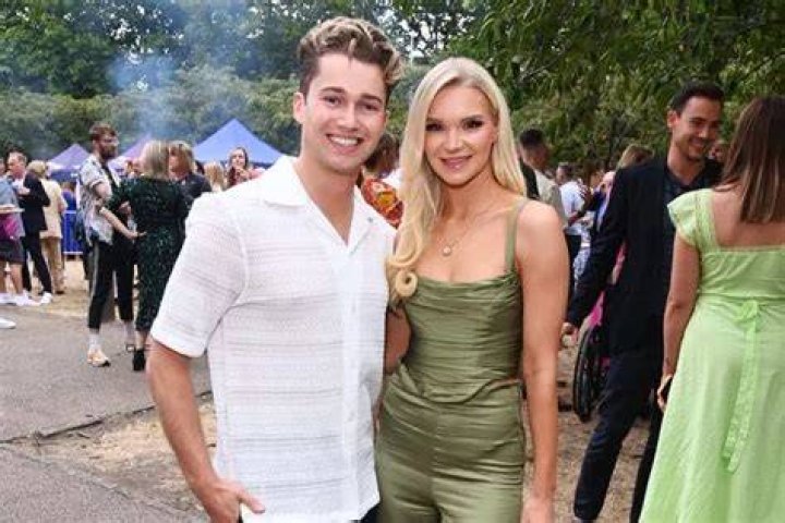 
Who is AJ Pritchard new girlfriend? 