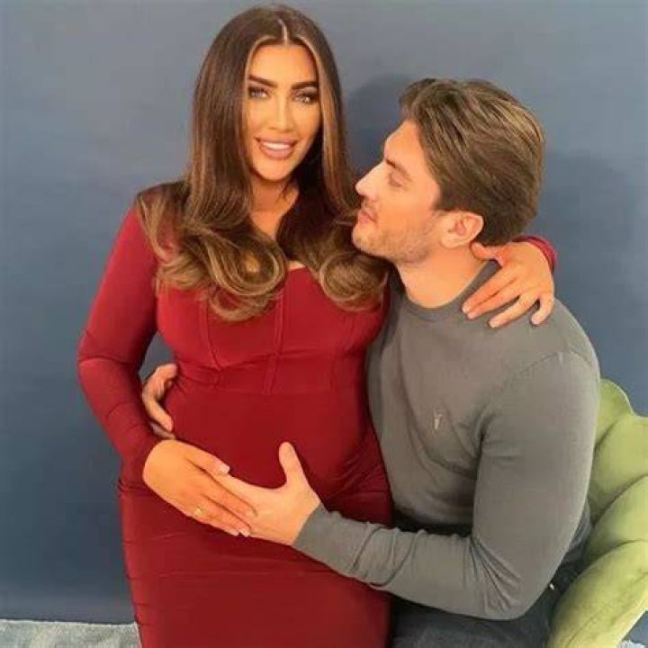
Who Is Amy Gilbert? Charles Drury Affair Partner And Alleged Look Alike Of Lauren Goodger 