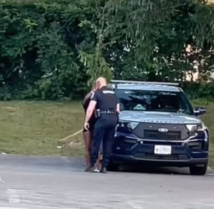
Who is Francesco Marlett, Prince George’s County police officer caught kissing woman while on duty? 