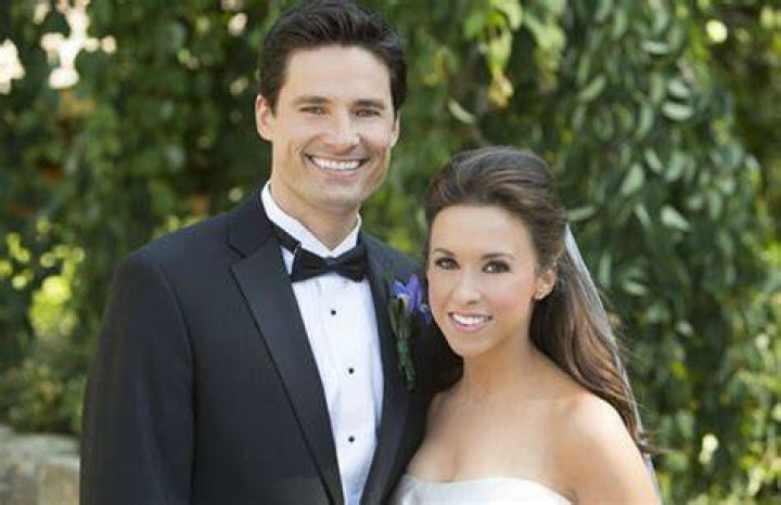 Who Is Lacey Chabert Married To? Lacey Chabert Height, Age, Boyfriend, Husband, Family, Bio, Instagram