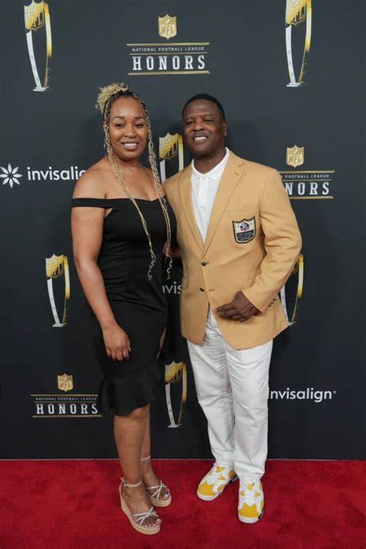 
Who Is Leroy Butler Wife Genesis Jordan? Meet The Fame Class of 2022 Player Children And Family 